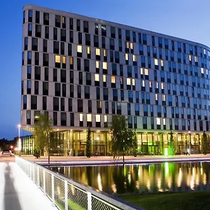 Hotel Courtyard By Marriott Prater/messe, Vídeň
