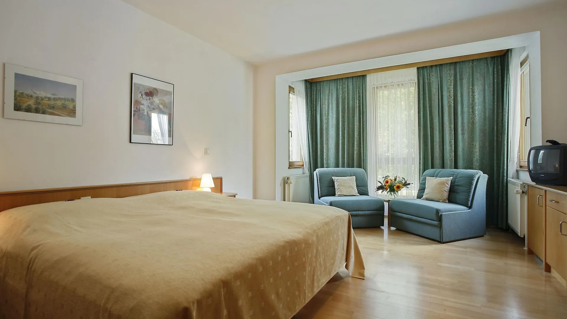 Am Spiegeln Dialog.Hotel.Wien Hotel Vienna