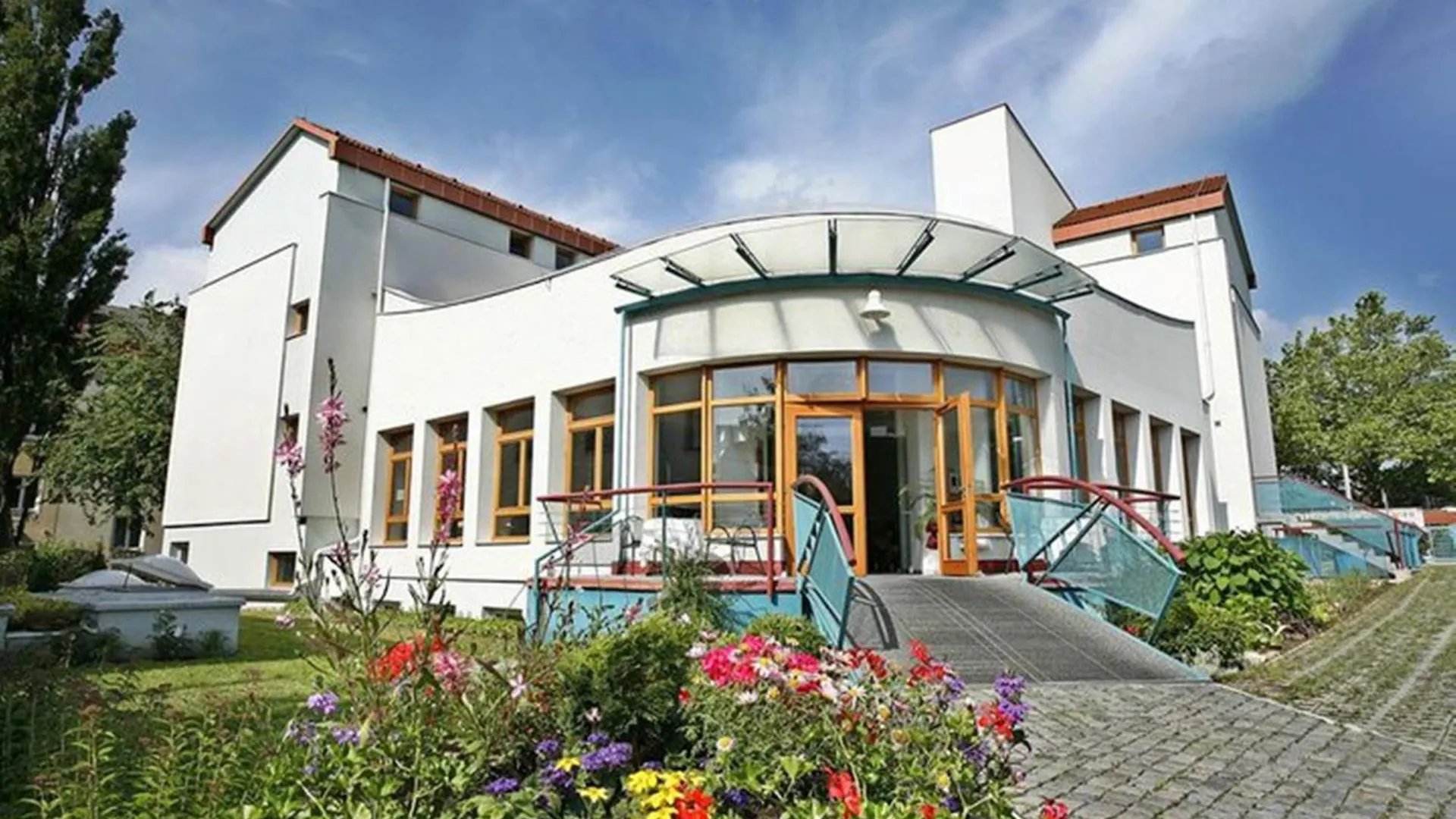 Am Spiegeln Dialog.Hotel.Wien location
